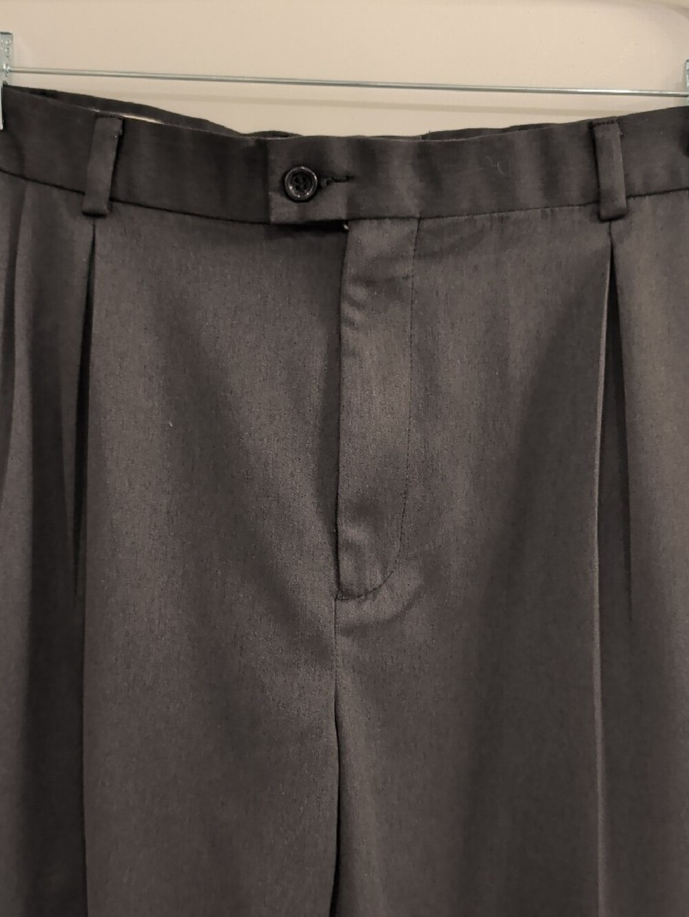 EXACT DOCKERS-40W 30L-Men's Black Pleated Dress Pants